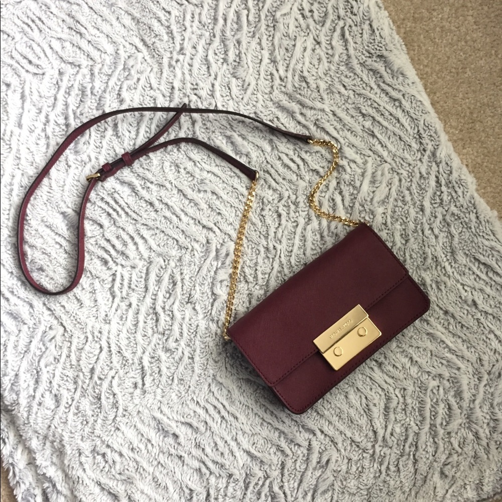 burgundy michael kors crossbody mini